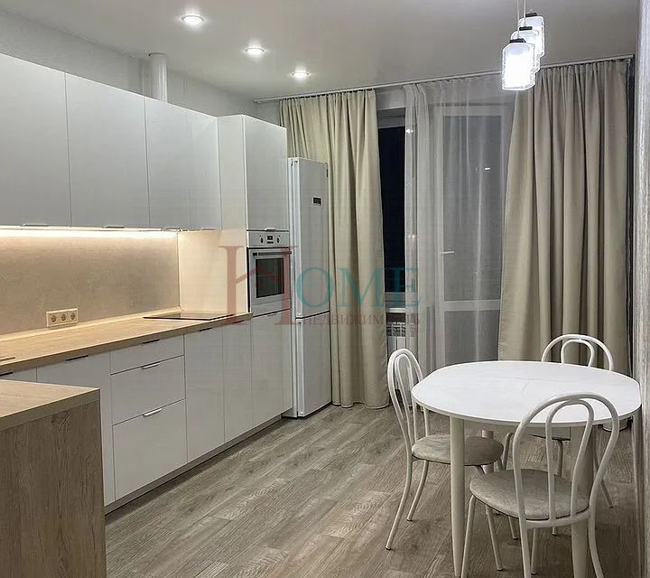 Сдаётся 1-комнатная квартира, 47 м²