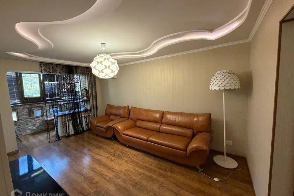 Продаётся 3-комнатная квартира, 60 м²