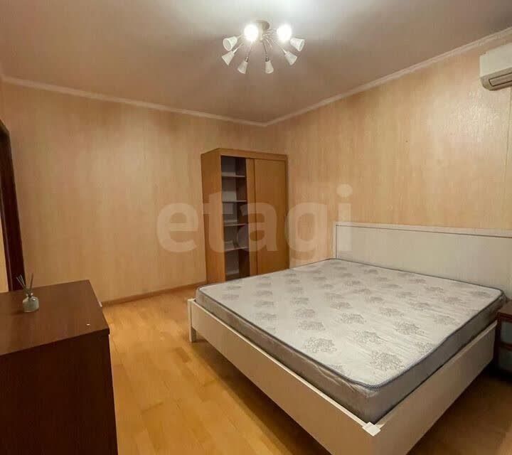 Продаётся 2-комнатная квартира, 62.9 м²