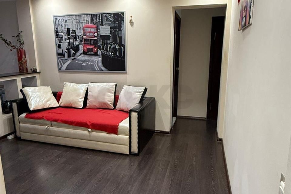Продаётся 3-комнатная квартира, 63 м²