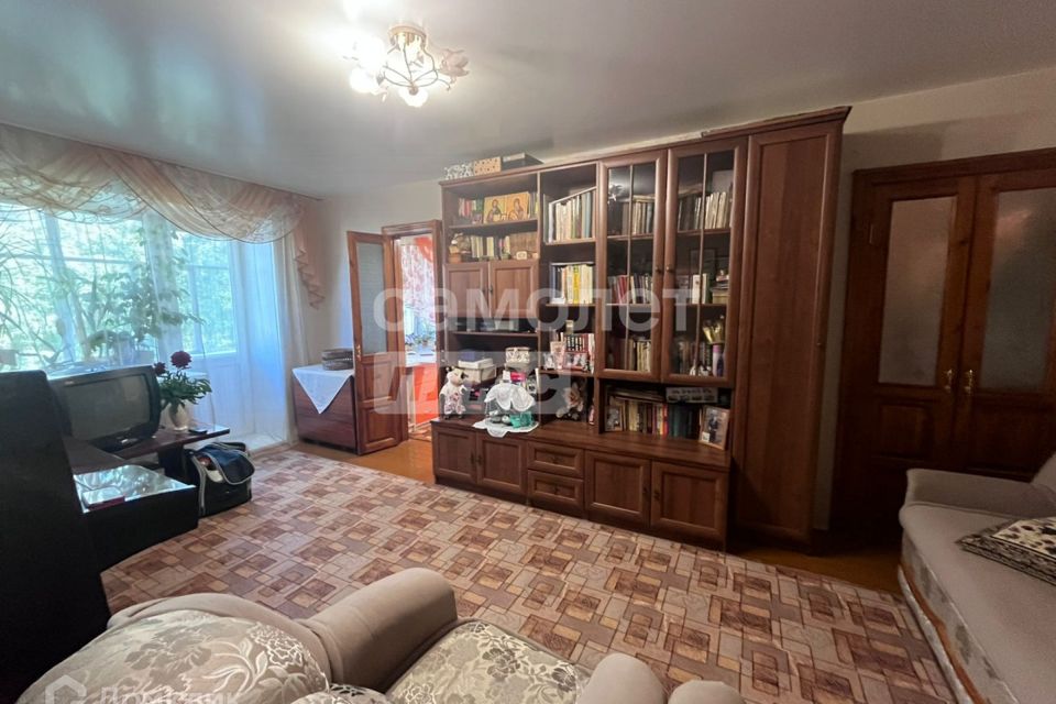 Продаётся 2-комнатная квартира, 42.3 м²