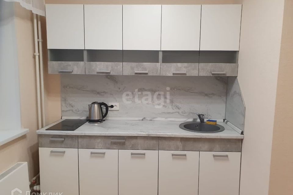 Сдаётся 1-комнатная квартира, 40 м²