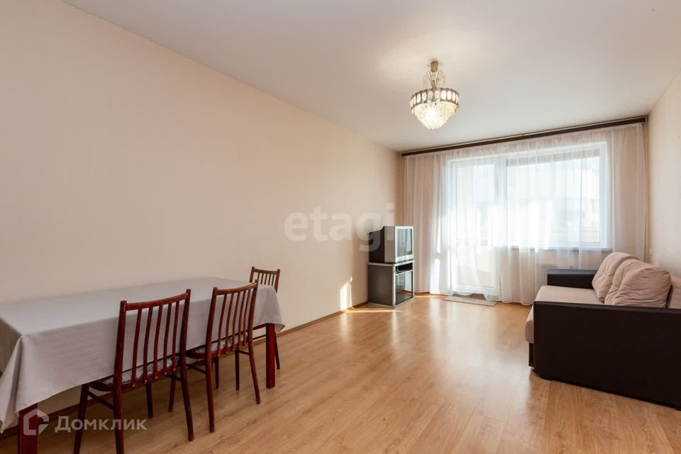 Продаётся 1-комнатная квартира, 50.2 м²