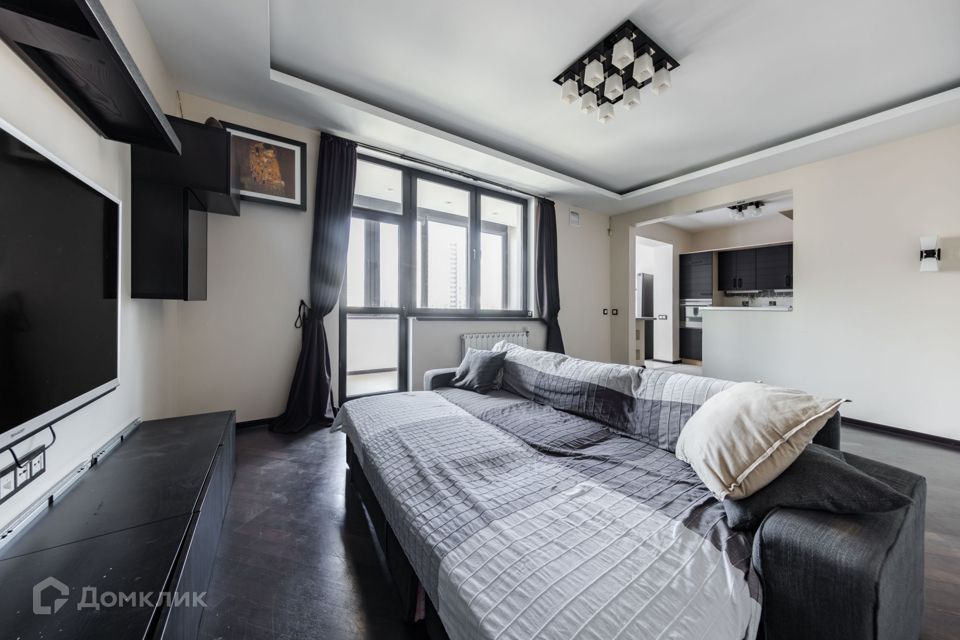 Продаётся 2-комнатная квартира, 71.2 м²