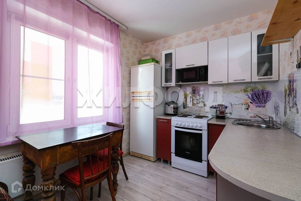 Продаётся 1-комнатная квартира, 37 м²