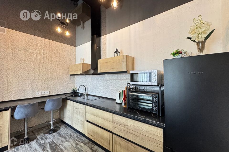 Сдаётся 1-комнатная квартира, 50 м²