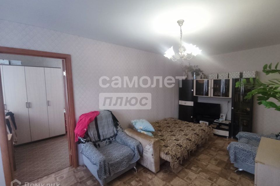 Продаётся 2-комнатная квартира, 43.8 м²