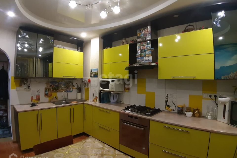 Продаётся 3-комнатная квартира, 70 м²