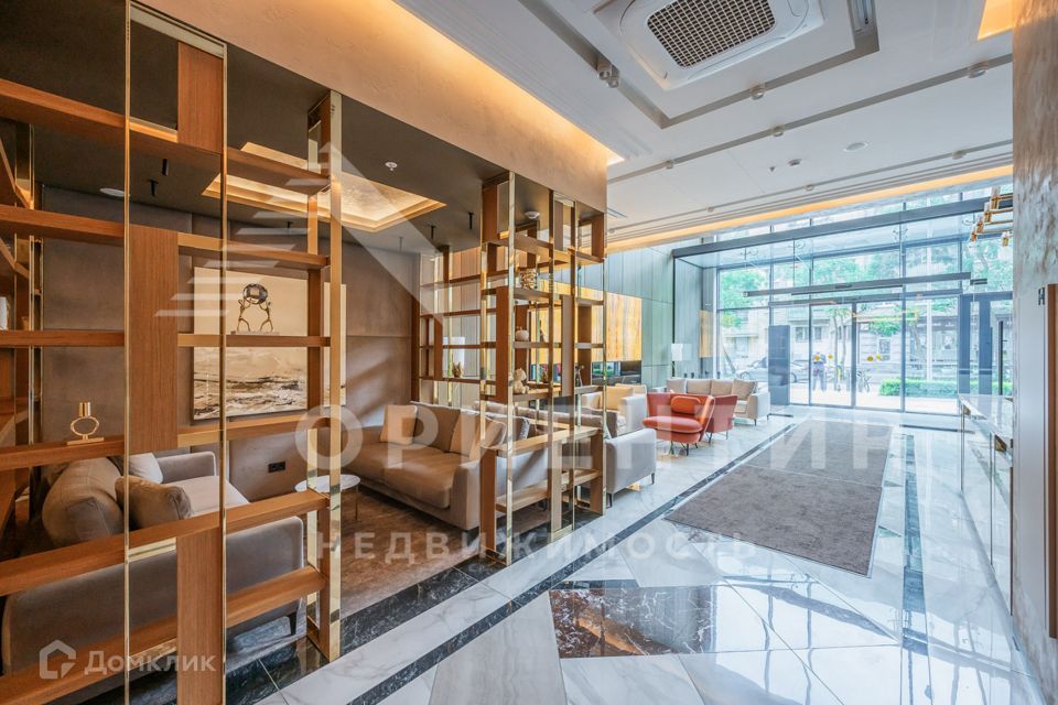Продаётся 3-комнатная квартира, 111.4 м²