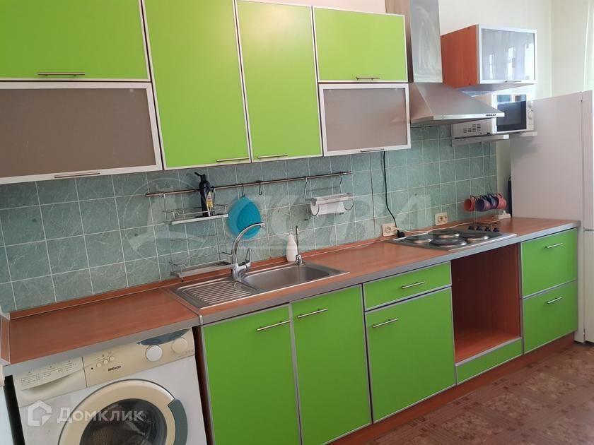 Сдаётся 1-комнатная квартира, 42 м²