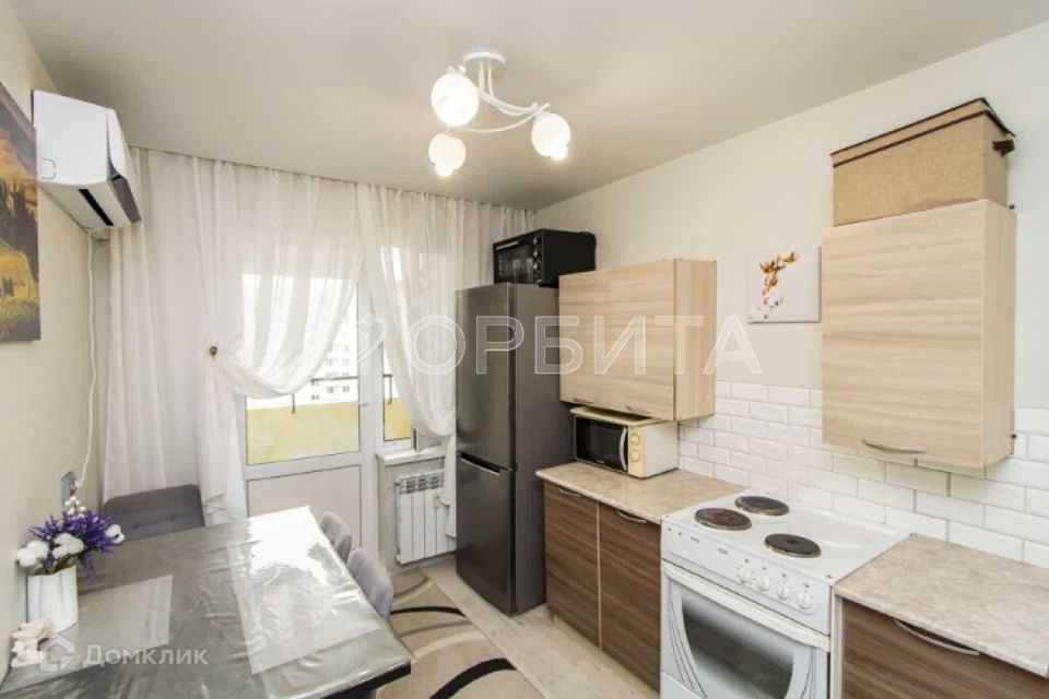 Продаётся 1-комнатная квартира, 35.6 м²
