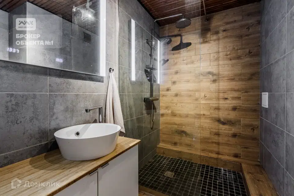 Продаётся 1-комнатная квартира, 49.9 м²