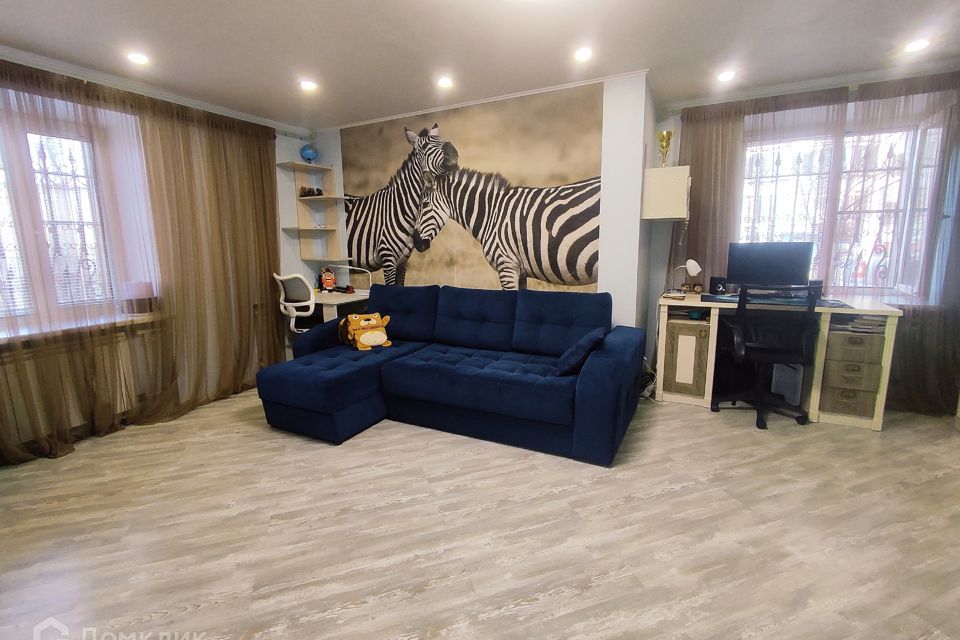 Продаётся 2-комнатная квартира, 65 м²