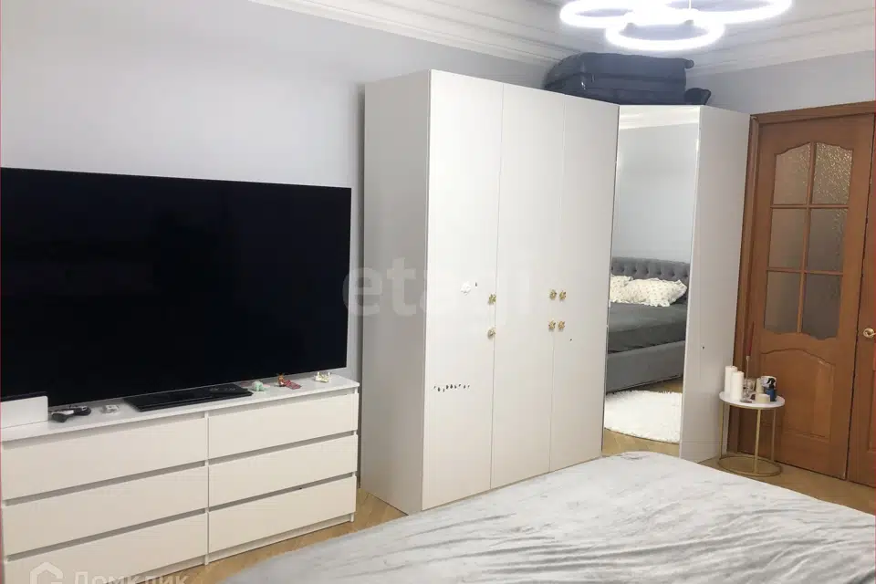 Продаётся 5-комнатная квартира, 119 м²