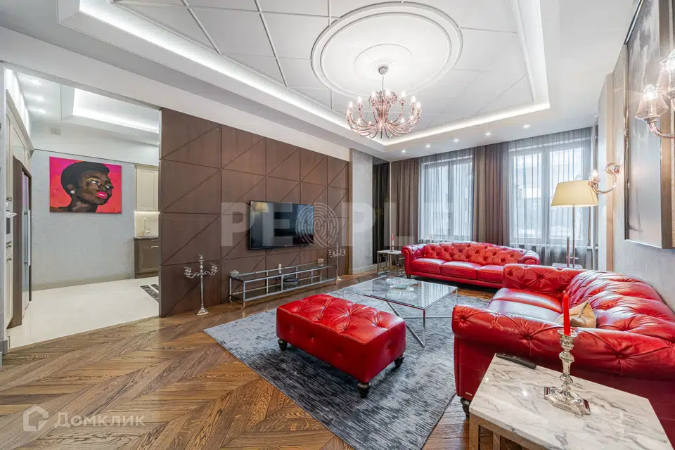 Продаётся 3-комнатная квартира, 126 м²