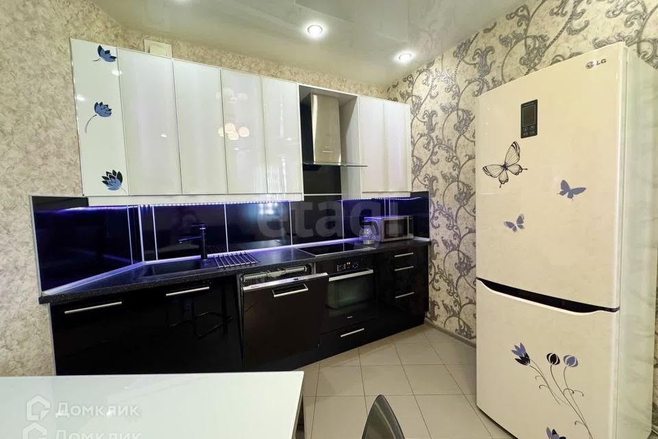 Сдаётся 1-комнатная квартира, 56 м²