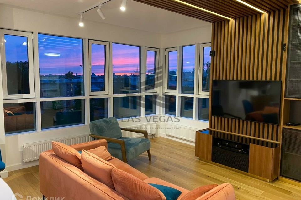Сдаётся 2-комнатная квартира, 72 м²