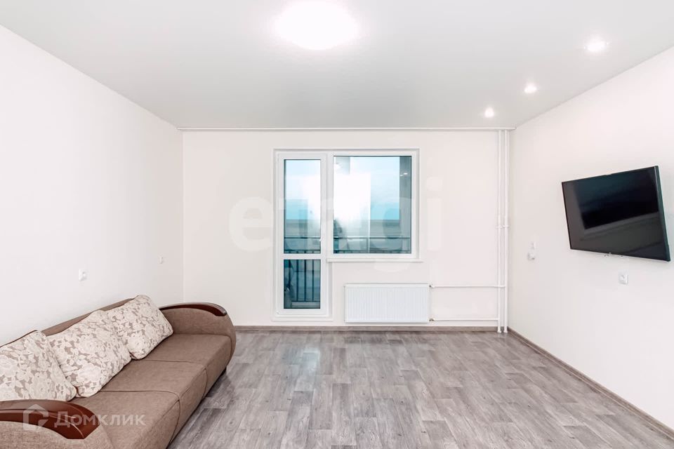 Продаётся 1-комнатная квартира, 56.1 м²