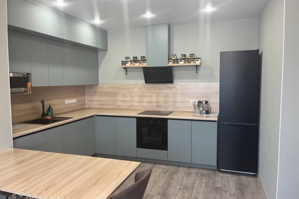 Сдаётся 2-комнатная квартира, 58 м²