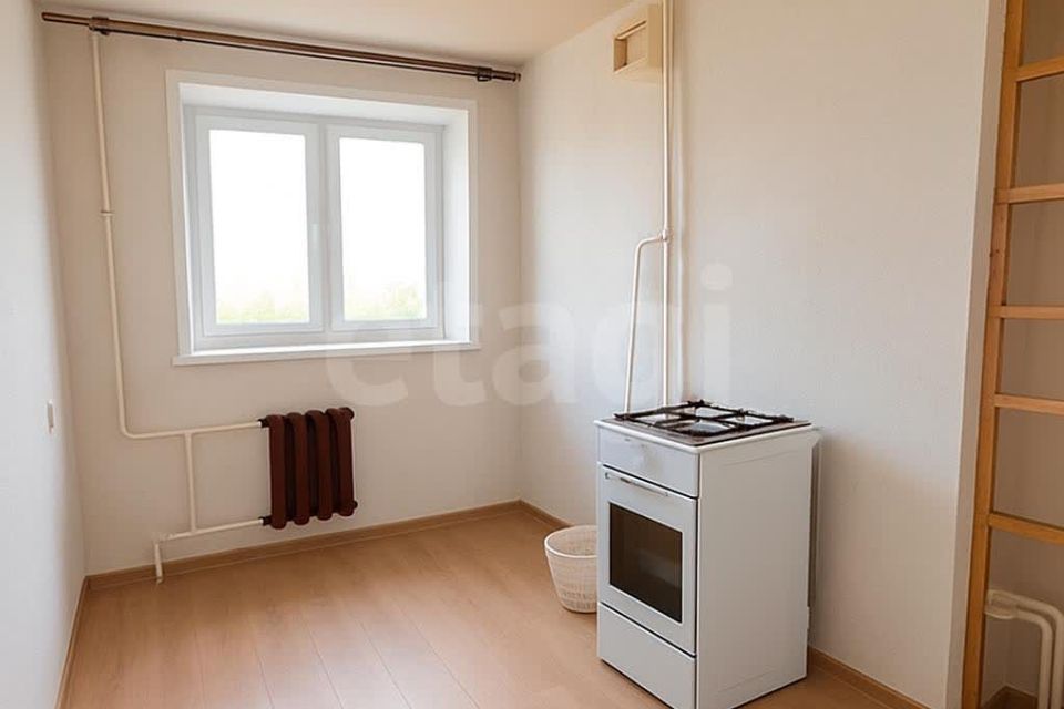 Продаётся 3-комнатная квартира, 52.4 м²