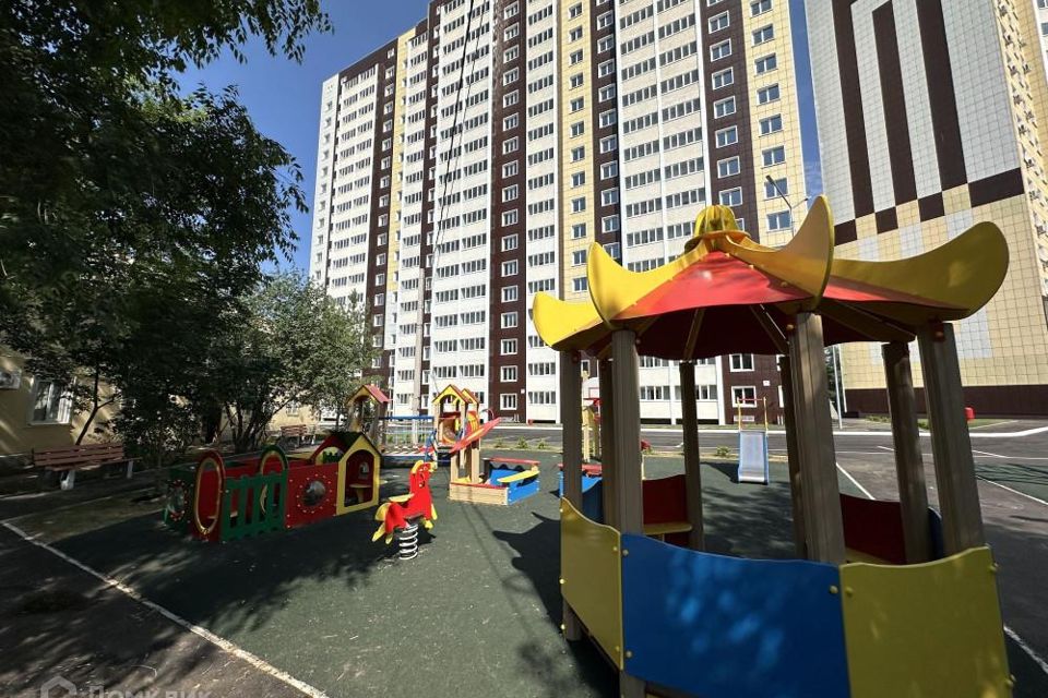 Продаётся 2-комнатная квартира, 62.3 м²