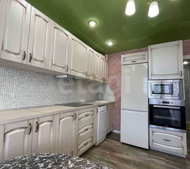 Продаётся 2-комнатная квартира, 67.1 м²