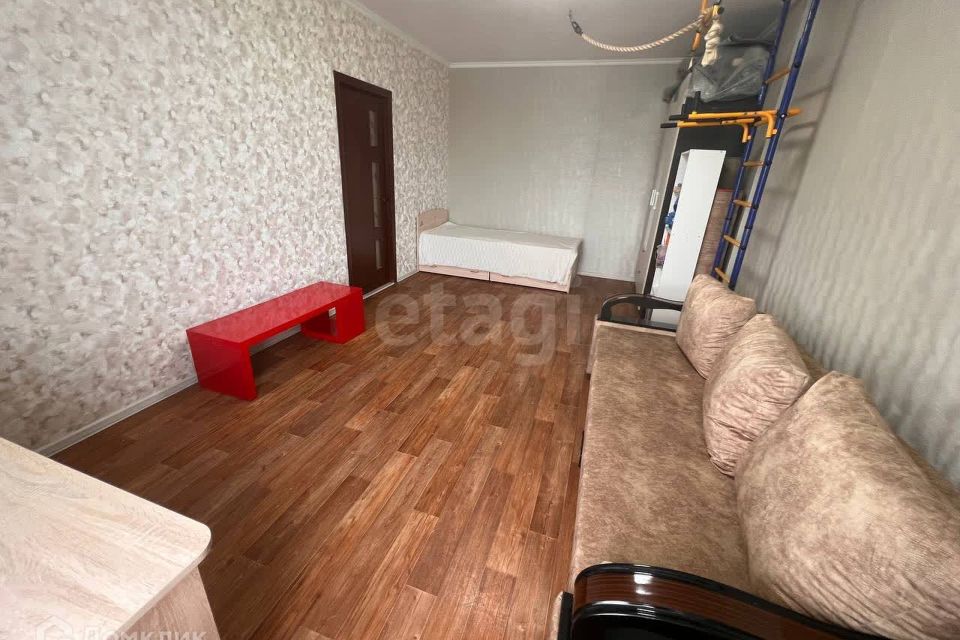 Продаётся 2-комнатная квартира, 60.2 м²