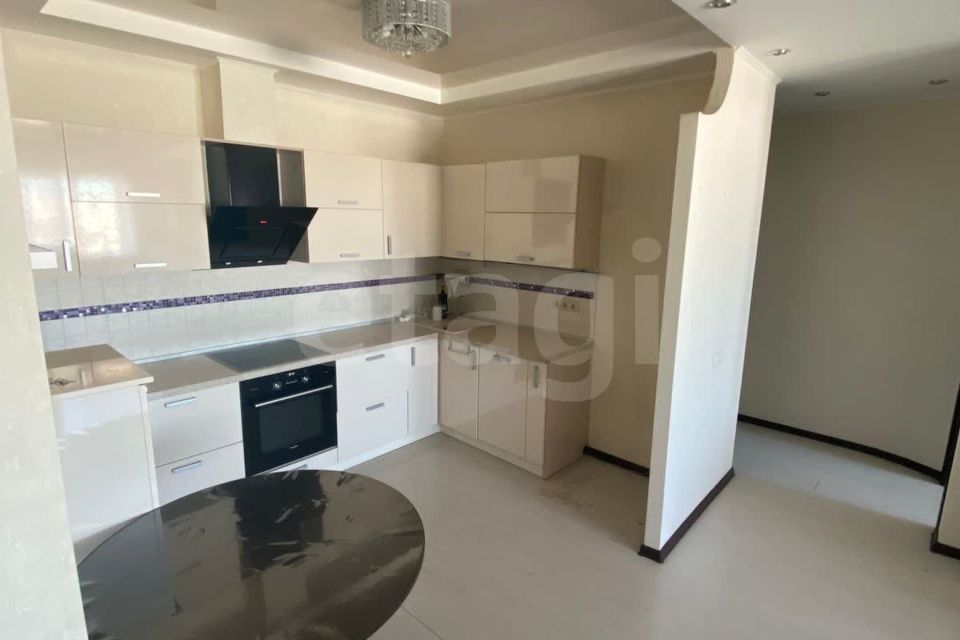 Сдаётся 2-комнатная квартира, 73.6 м²