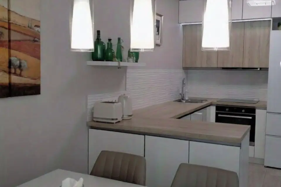 Продаётся 2-комнатная квартира, 79 м²