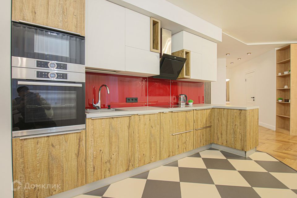 Сдаётся 1-комнатная квартира, 65 м²