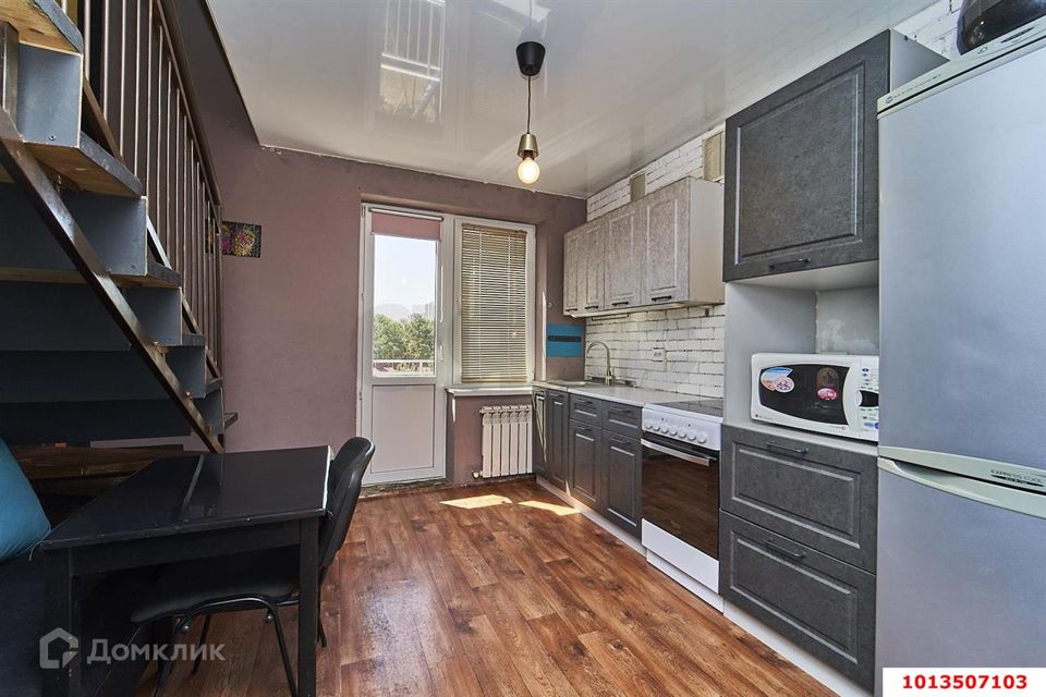 Продаётся 1-комнатная квартира, 35.4 м²