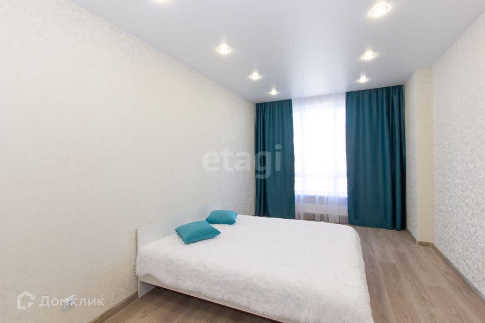 Продаётся 1-комнатная квартира, 42 м²