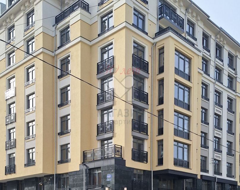 Продаётся 3-комнатная квартира, 97 м²