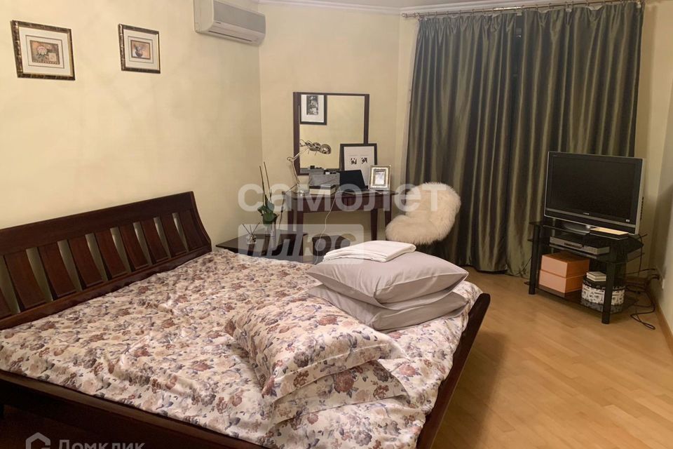 Продаётся 2-комнатная квартира, 87.9 м²