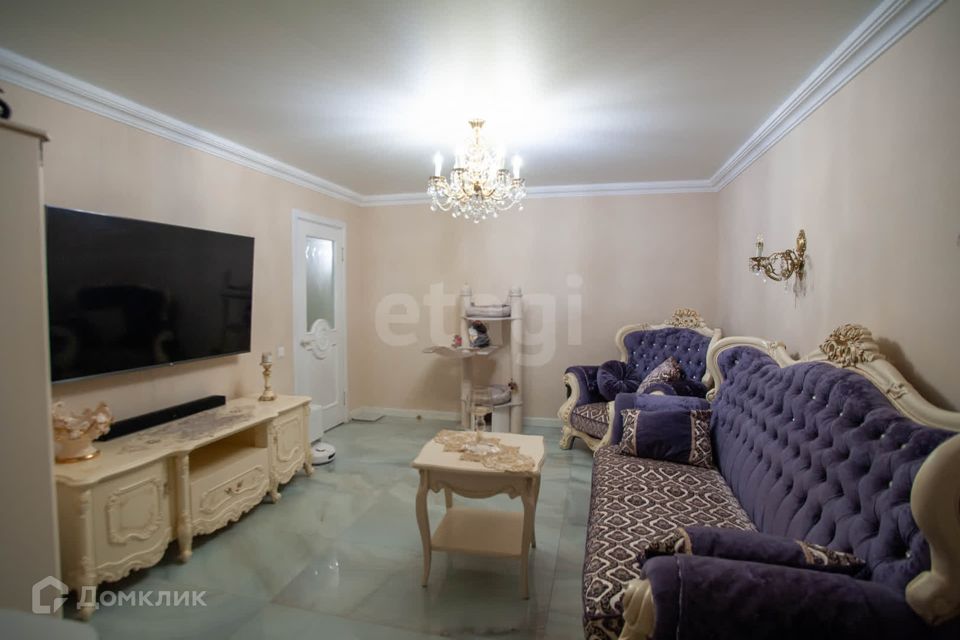 Продаётся 2-комнатная квартира, 62.8 м²