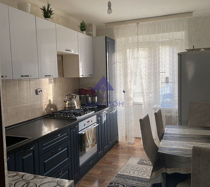 Продаётся 3-комнатная квартира, 63.9 м²
