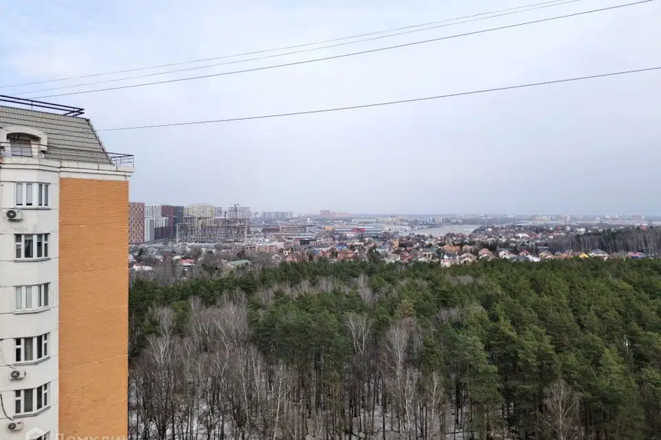 Продаётся 3-комнатная квартира, 76.3 м²