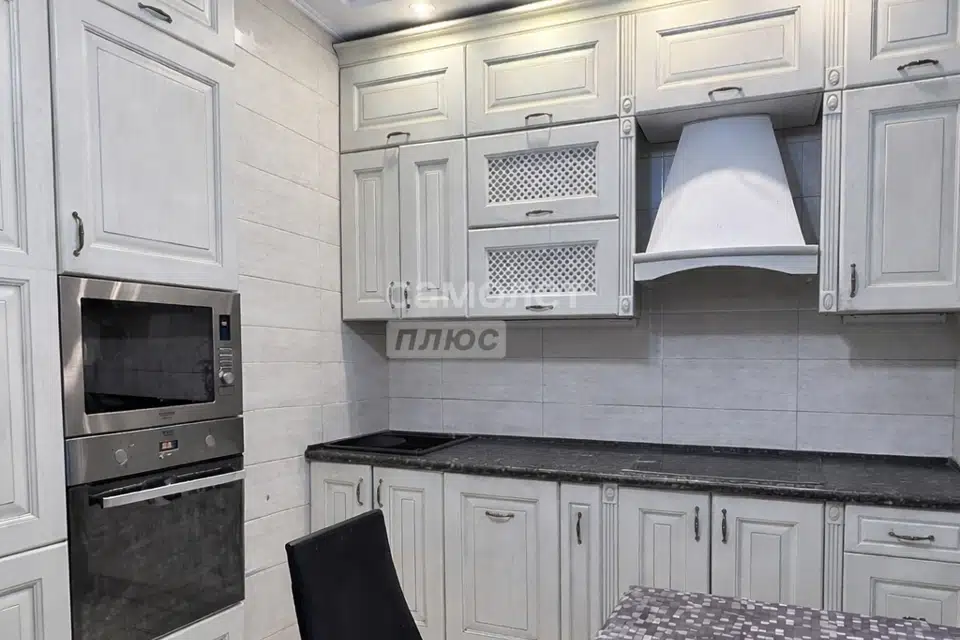 Продаётся 2-комнатная квартира, 66.8 м²