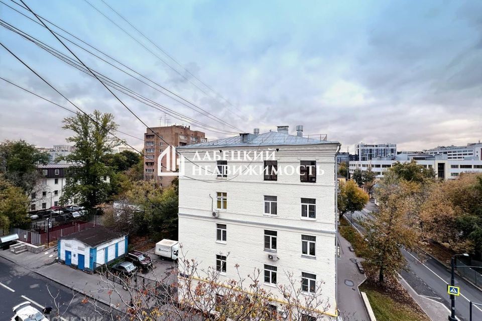 Продаётся 2-комнатная квартира, 65.8 м²