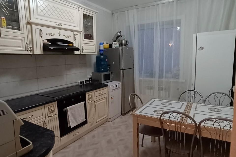 Продаётся 3-комнатная квартира, 74 м²