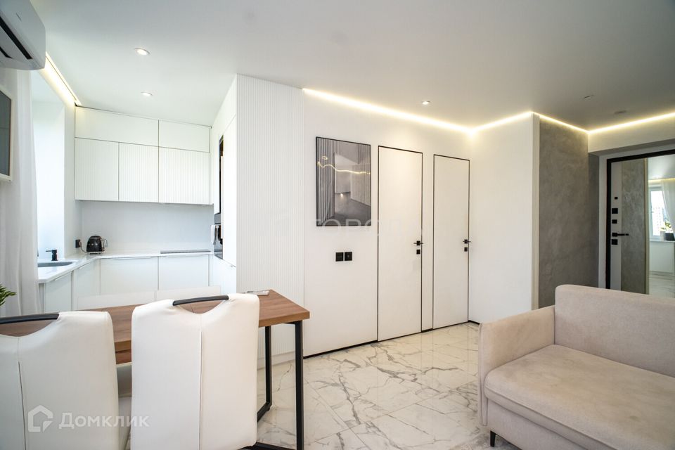 Продаётся 3-комнатная квартира, 55 м²