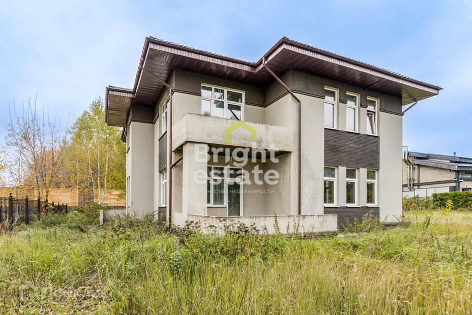Продаётся 2-этажный дом, 270 м²