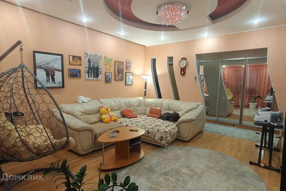 Продаётся 3-комнатная квартира, 96 м²