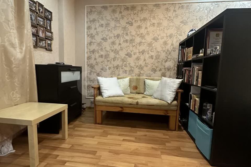 Продаётся 1-комнатная квартира, 38 м²