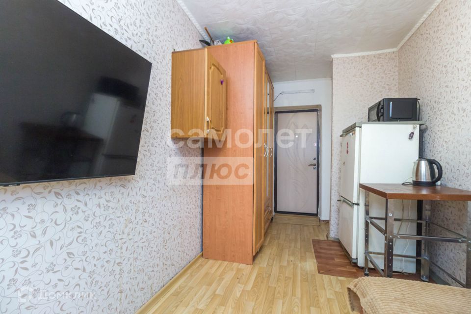 Продаётся комната в 1-комн. квартире, 12.2 м²