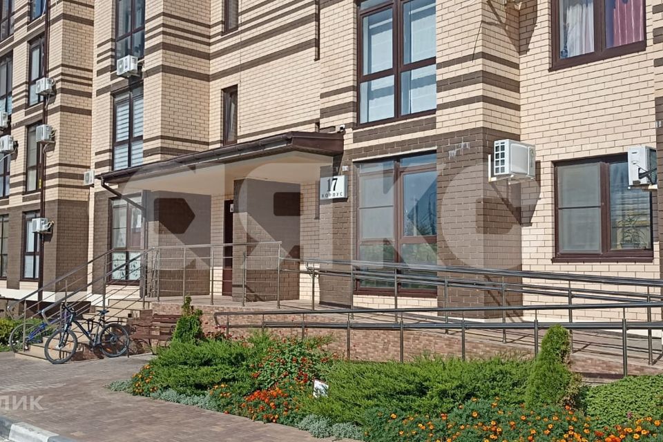 Продаётся 1-комнатная квартира, 44.7 м²