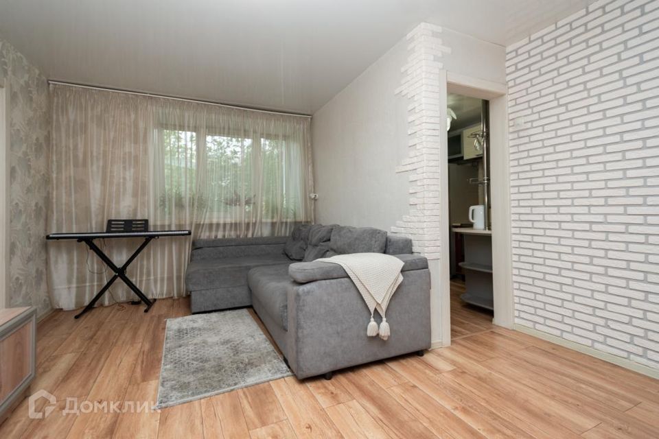 Продаётся 3-комнатная квартира, 52.6 м²