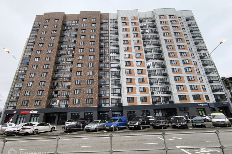 Продаётся 1-комнатная квартира, 51.4 м²