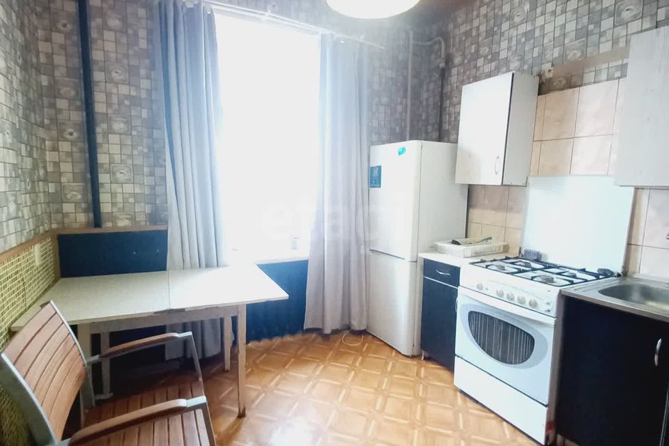Сдаётся 2-комнатная квартира, 55.9 м²