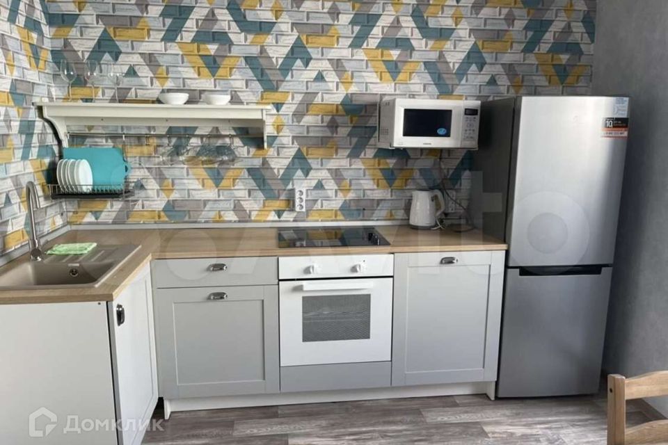 Сдаётся 1-комнатная квартира, 49 м²
